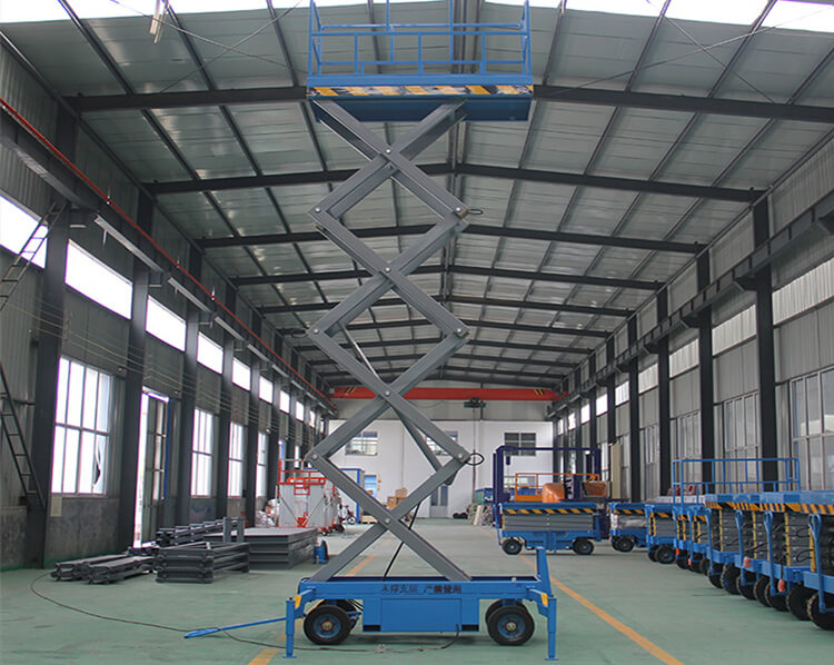 Mobile scissor lift